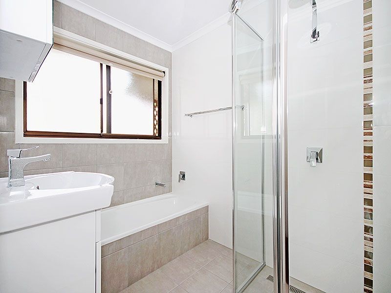 19 Desbet Street, The Gap QLD 4061