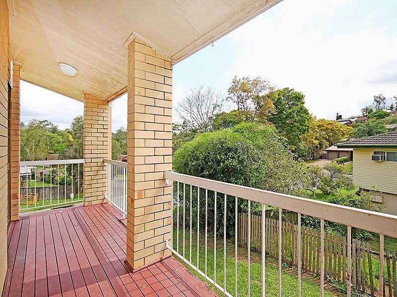 19 Desbet Street, The Gap QLD 4061
