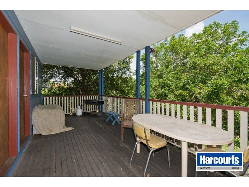 16 Victoria Street, Ashgrove QLD 4060