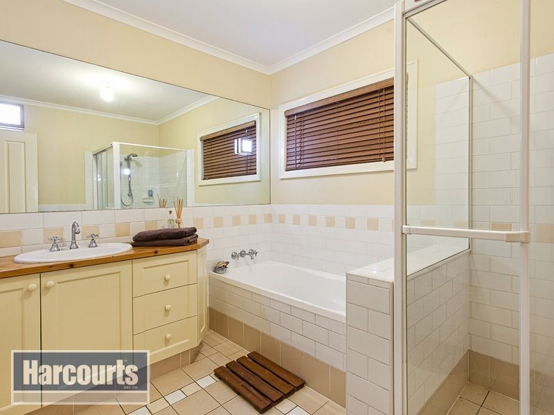 105 Royal Parade, Ashgrove QLD 4060