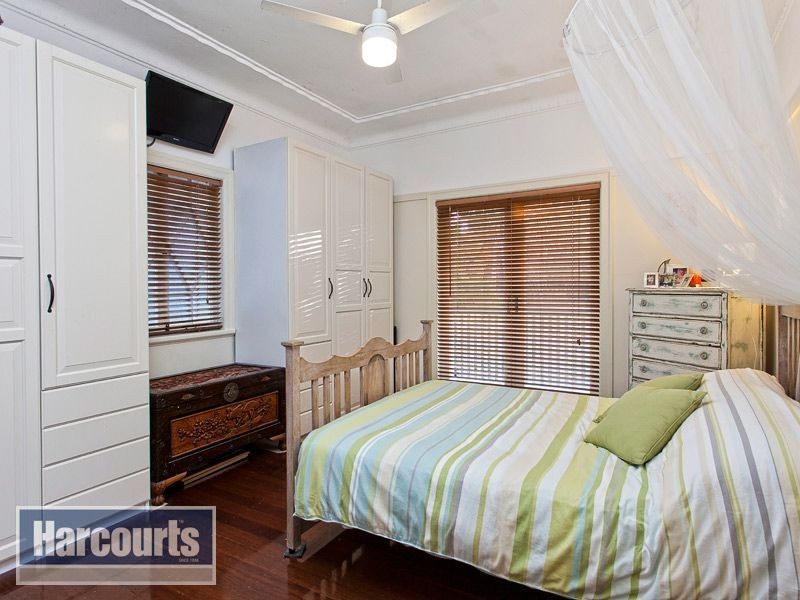 105 Royal Parade, Ashgrove QLD 4060