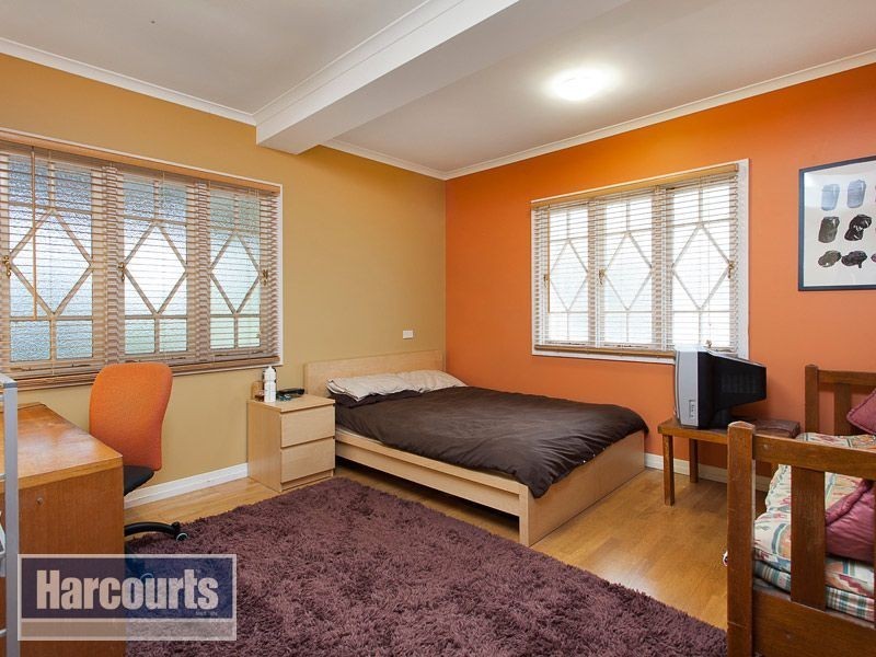 105 Royal Parade, Ashgrove QLD 4060