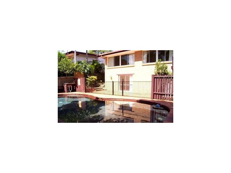 15 Woodside Street, The Gap QLD 4061