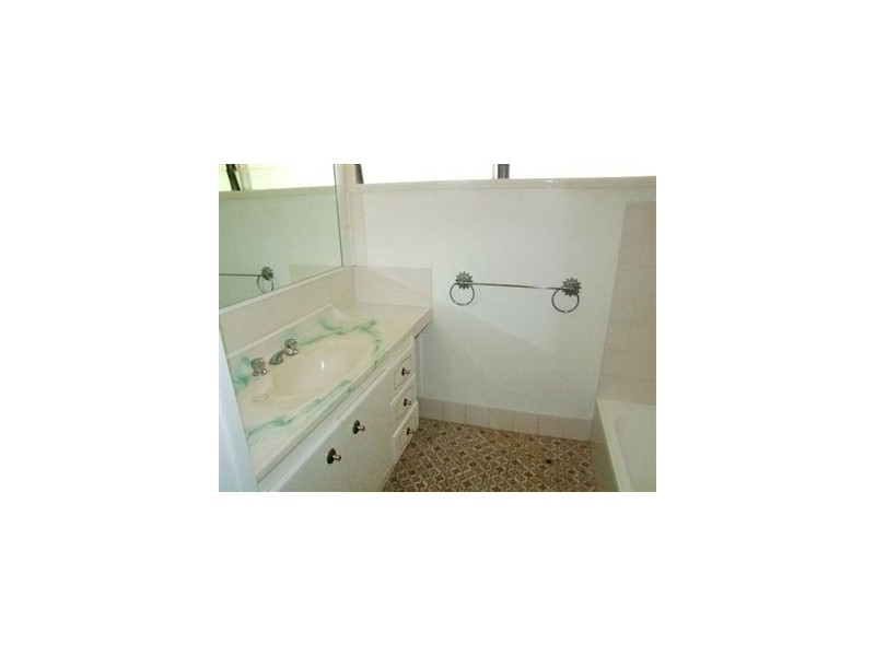 15 Woodside Street, The Gap QLD 4061