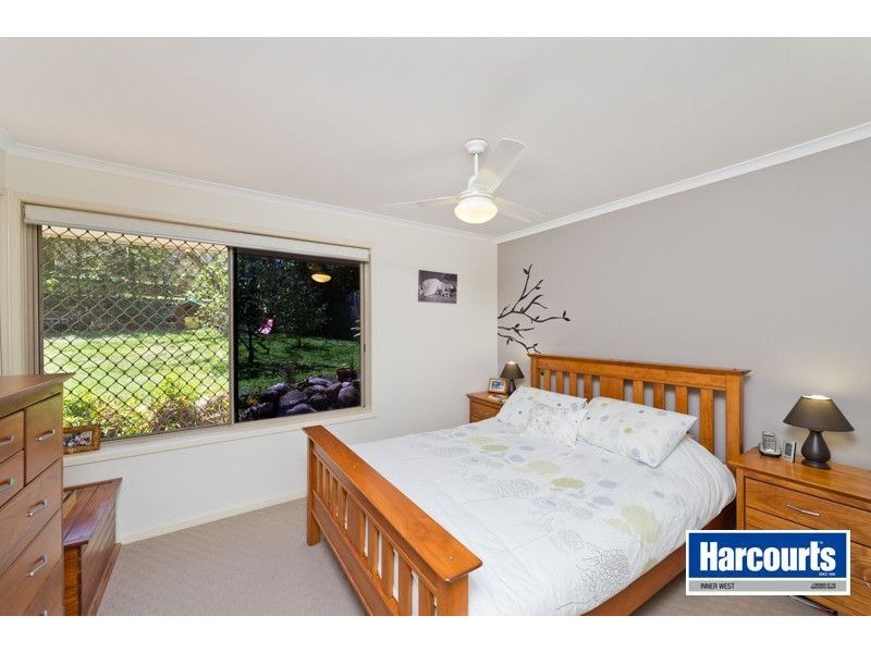 3 Hawthorn Street, The Gap QLD 4061