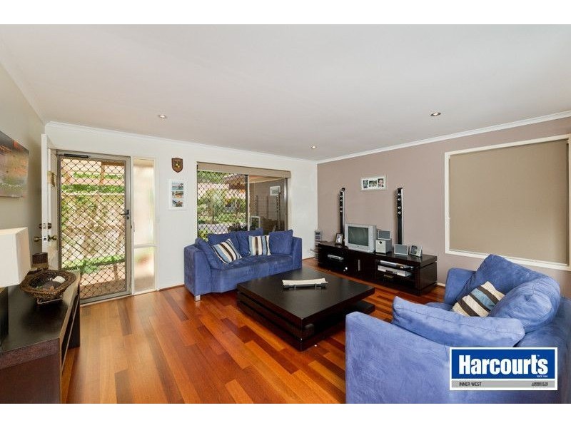 3 Hawthorn Street, The Gap QLD 4061