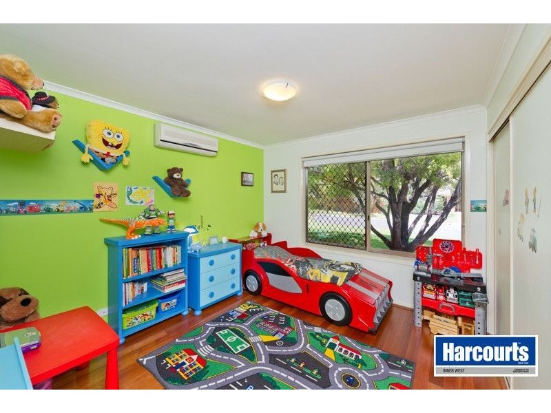 3 Hawthorn Street, The Gap QLD 4061