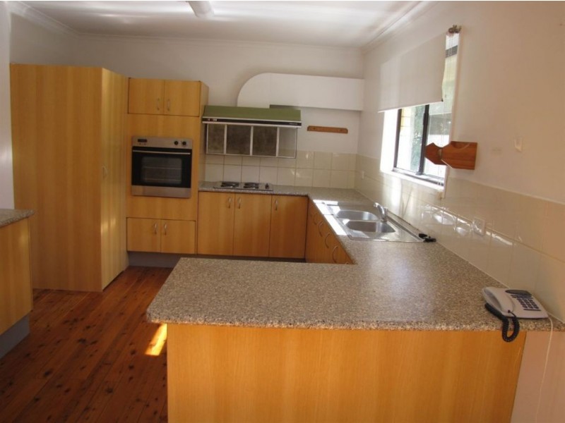 1 Bunratty Street, The Gap QLD 4061