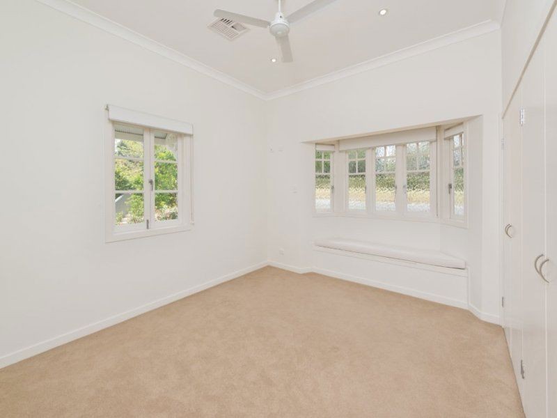 17 Glenwood Place, The Gap QLD 4061