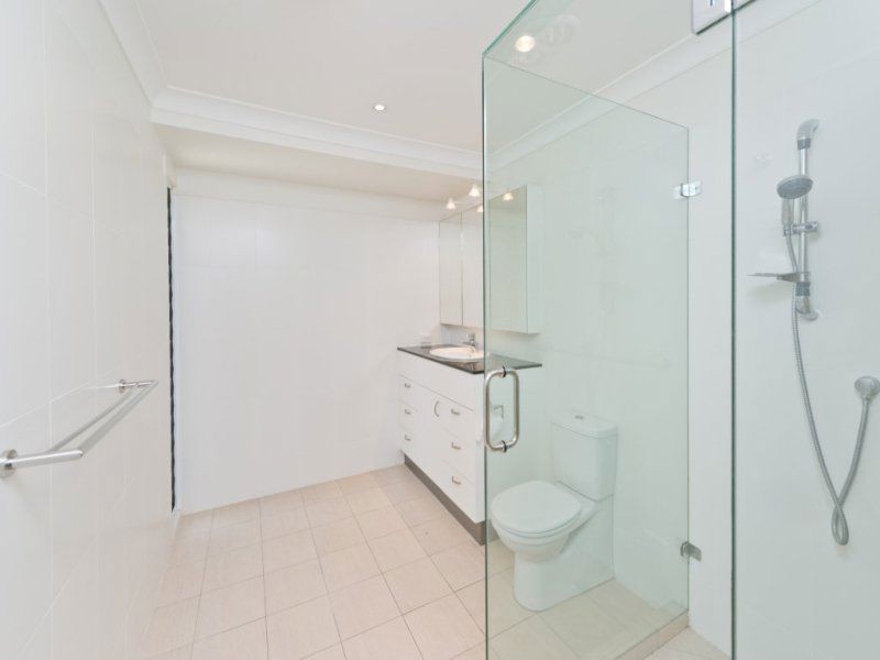 17 Glenwood Place, The Gap QLD 4061