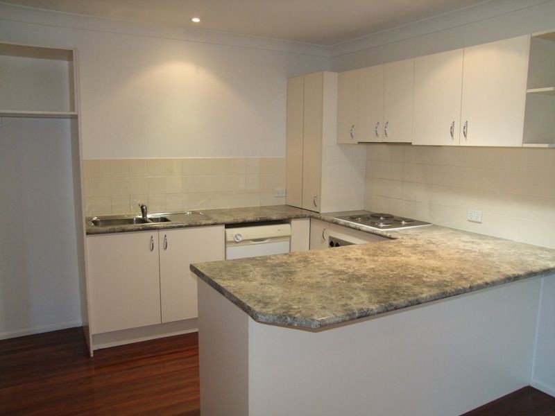 2/38 Thurlow Street, Newmarket QLD 4051