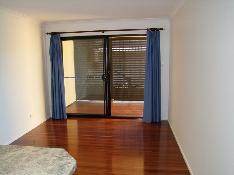 2/38 Thurlow Street, Newmarket QLD 4051