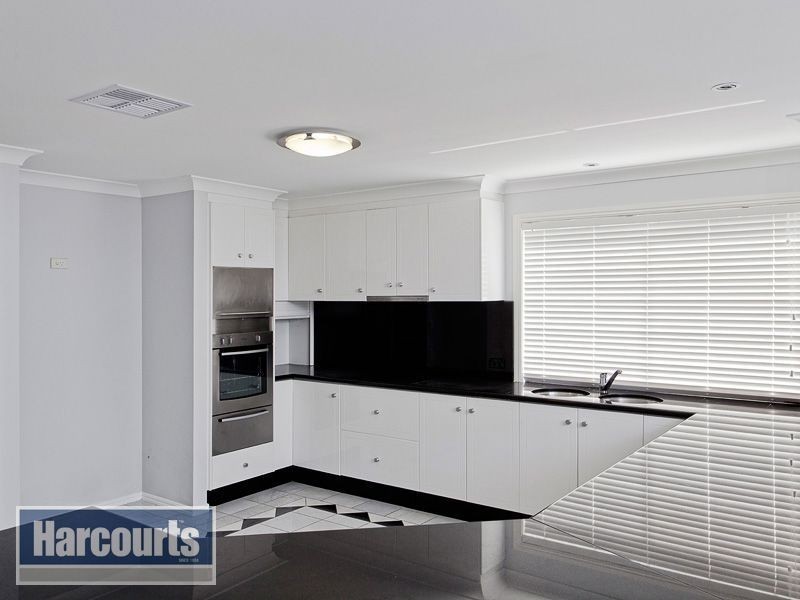 86 Woorama Road, The Gap QLD 4061