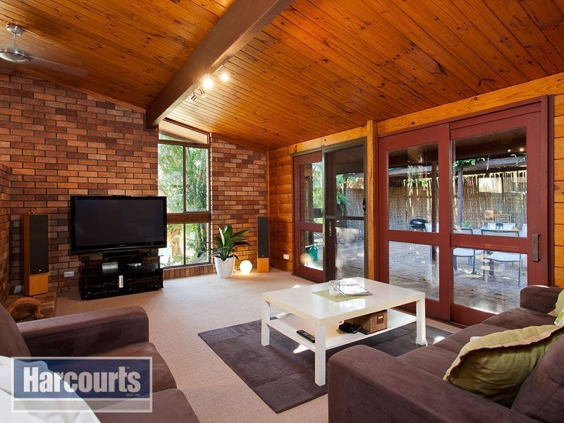 15 Richwill Street, The Gap QLD 4061