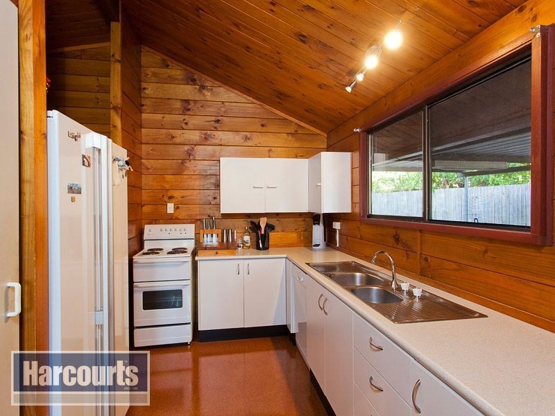 15 Richwill Street, The Gap QLD 4061