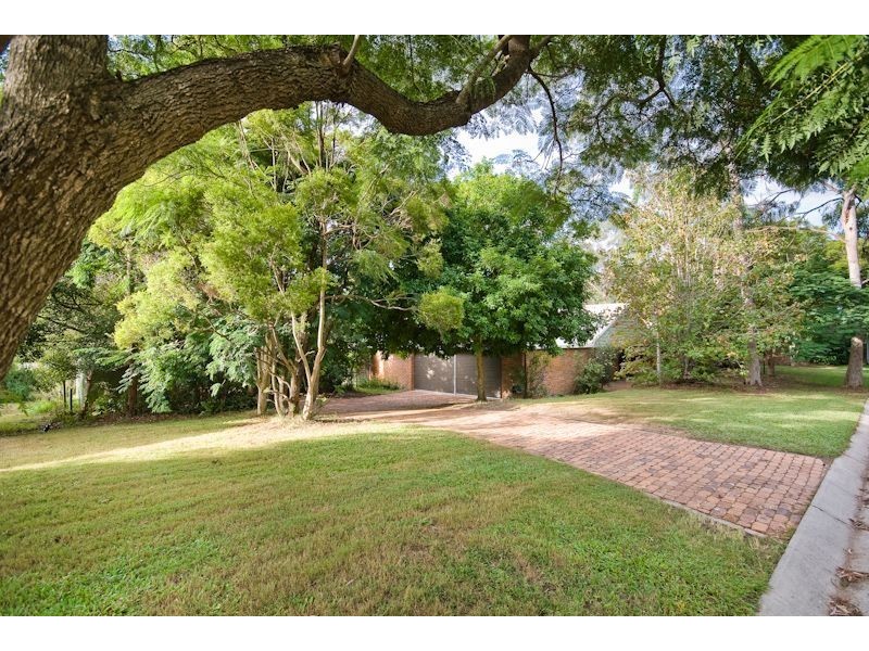 26 Yallamurra Street, The Gap QLD 4061