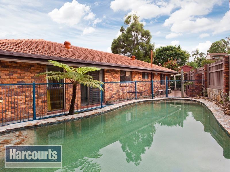 1 Maestra Street, The Gap QLD 4061