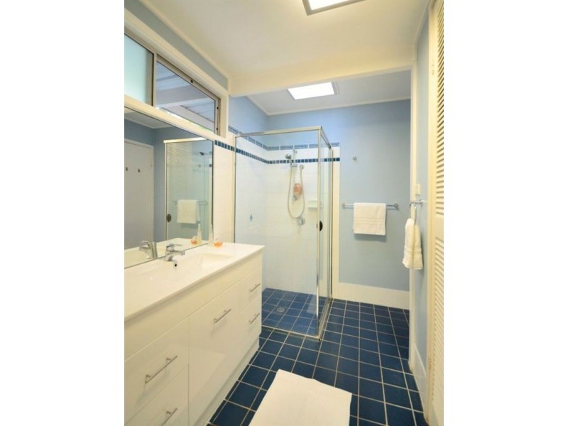 3 Turana Street, The Gap QLD 4061