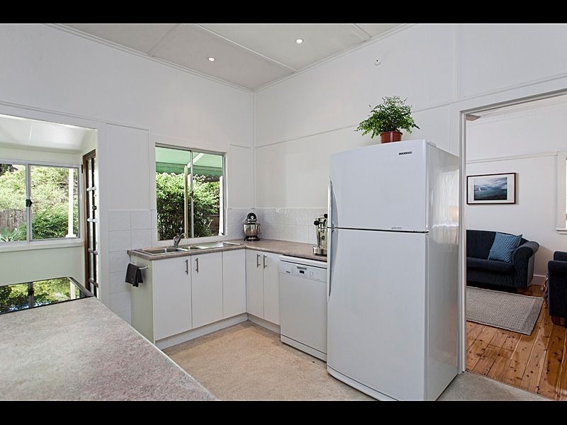 586 Waterworks Road, Ashgrove QLD 4060