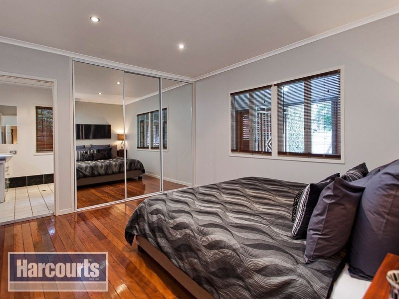 127 Dorrington Drive, Ashgrove QLD 4060