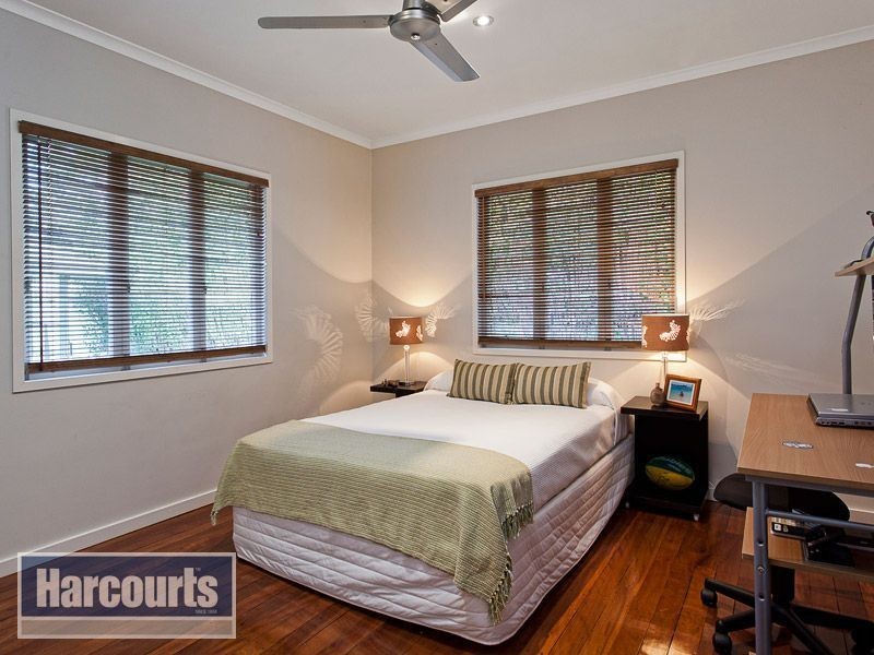 127 Dorrington Drive, Ashgrove QLD 4060