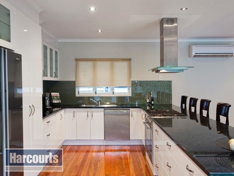 127 Dorrington Drive, Ashgrove QLD 4060