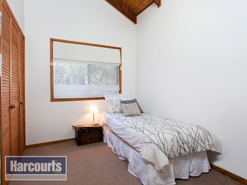 26 Nambruk Street, The Gap QLD 4061