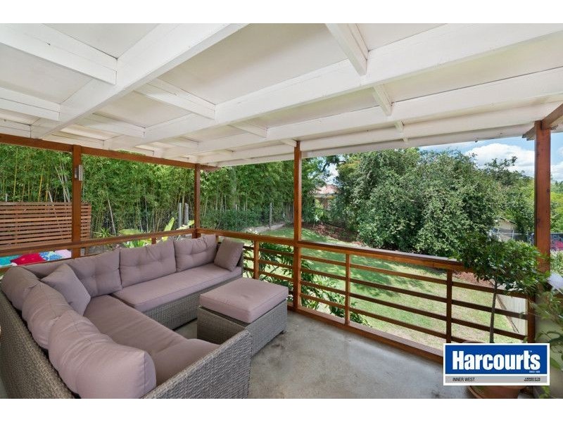 20 Shaw Street, Bardon QLD 4065