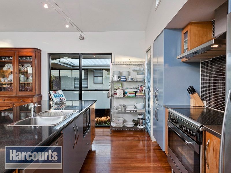 22 Ronruth Street, The Gap QLD 4061