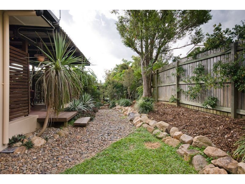 18 Cobble Street, The Gap QLD 4061