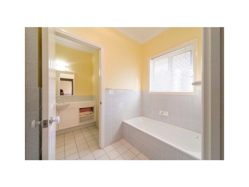 1 Tyrrell Court, The Gap QLD 4061