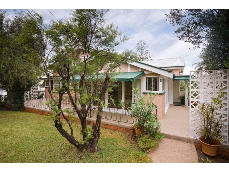 6 Davies Road, Ashgrove QLD 4060