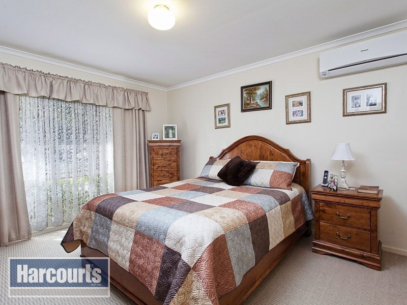 20 Montrose Place, The Gap QLD 4061