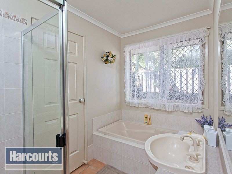 20 Montrose Place, The Gap QLD 4061