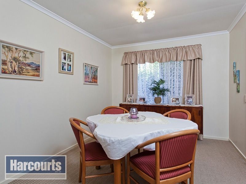 20 Montrose Place, The Gap QLD 4061