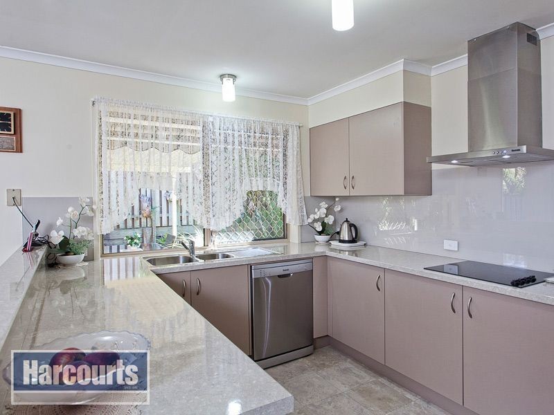 20 Montrose Place, The Gap QLD 4061