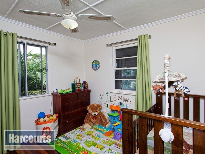 18 Alleena Street, Chermside QLD 4032