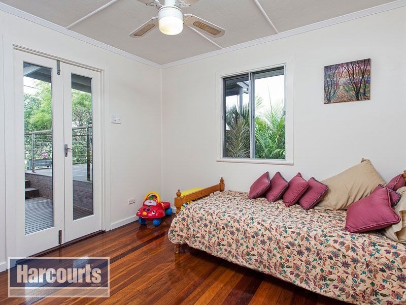 18 Alleena Street, Chermside QLD 4032