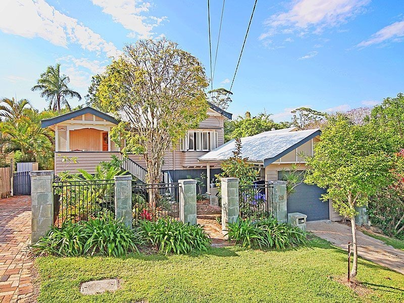 29 Fletcher Parade, Bardon QLD 4065