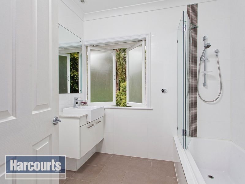 33 Alton Terrace, The Gap QLD 4061