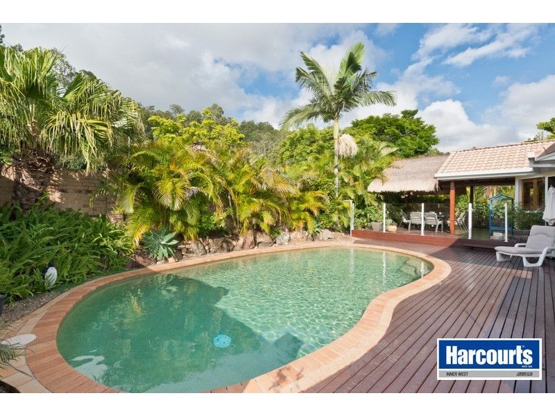 51 Trawalla Street, The Gap QLD 4061