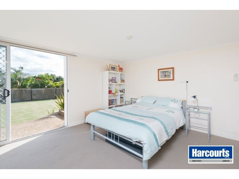 51 Trawalla Street, The Gap QLD 4061