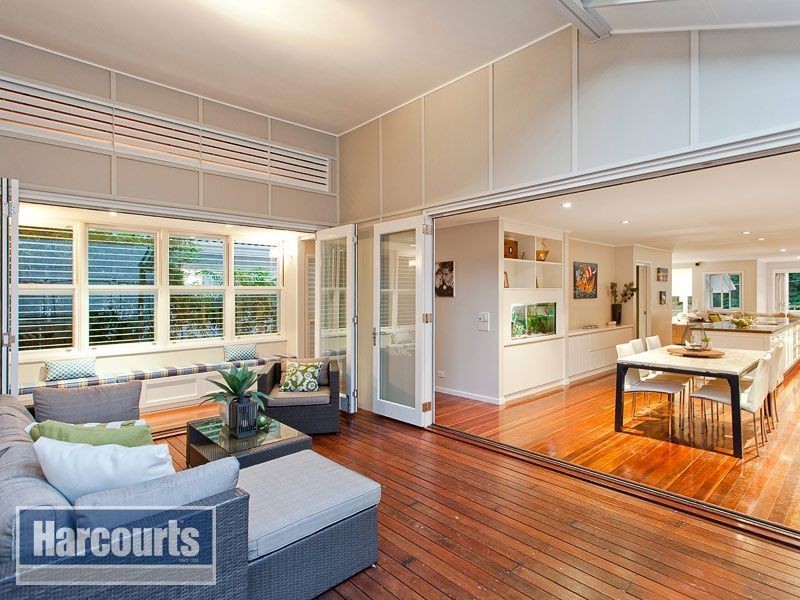 40 Barnett Road, Bardon QLD 4065