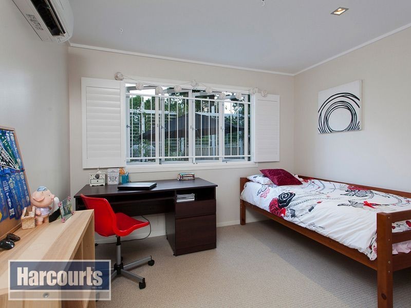 40 Barnett Road, Bardon QLD 4065