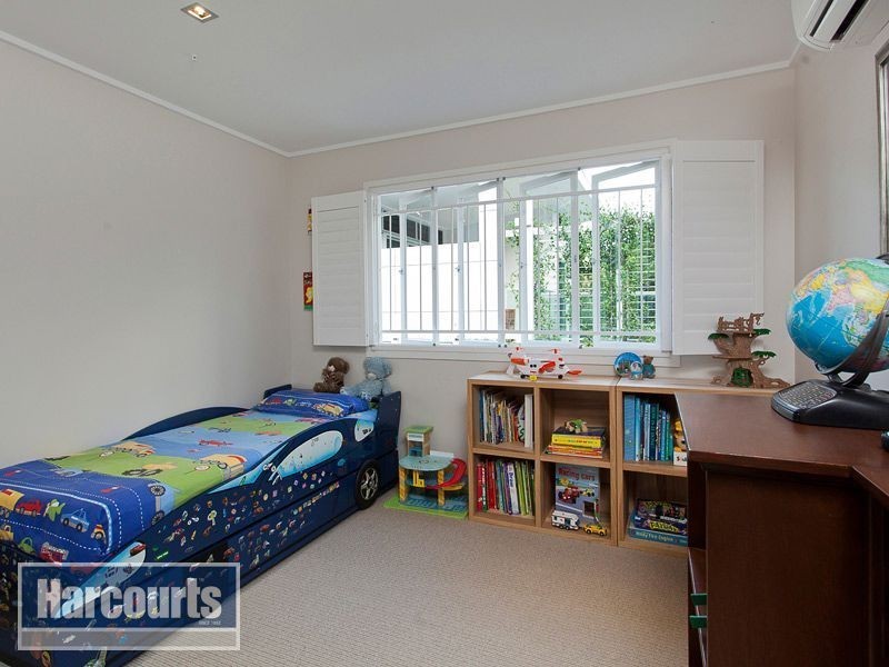 40 Barnett Road, Bardon QLD 4065