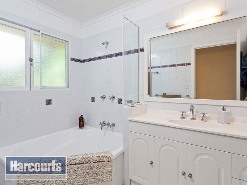 9 Dandaloo Street, The Gap QLD 4061