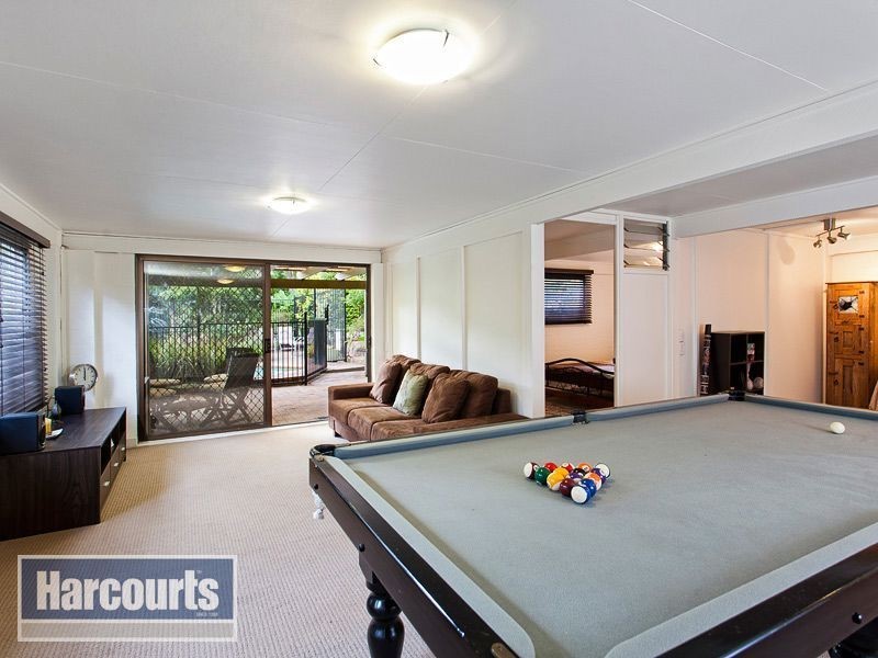 9 Dandaloo Street, The Gap QLD 4061