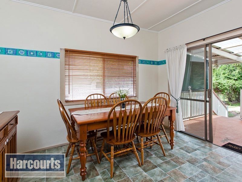 15 McLean Parade, Ashgrove QLD 4060