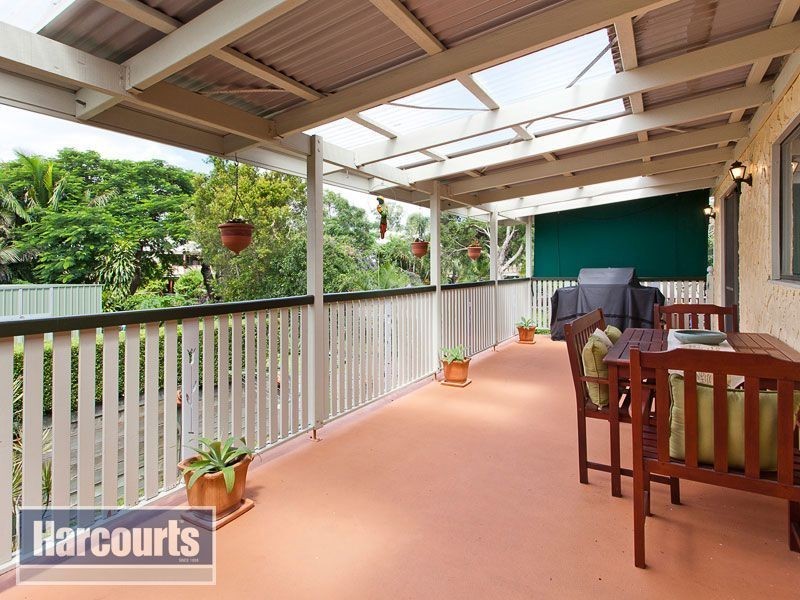 15 McLean Parade, Ashgrove QLD 4060
