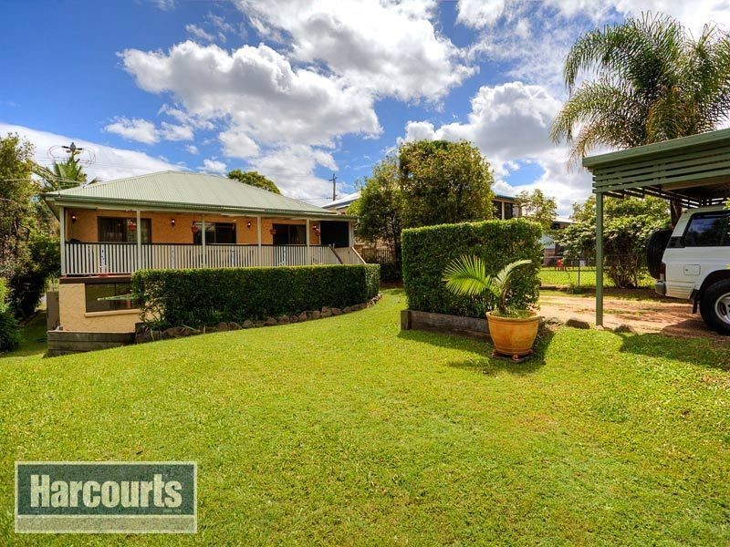 15 McLean Parade, Ashgrove QLD 4060